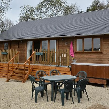 Woodlands Cottage Treignac Eksteriør billede
